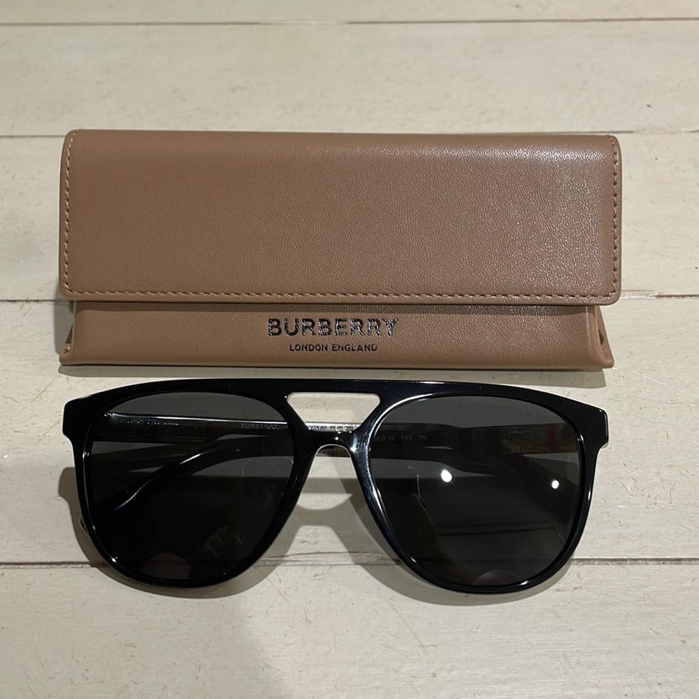 Brand new Burberry sunglasses